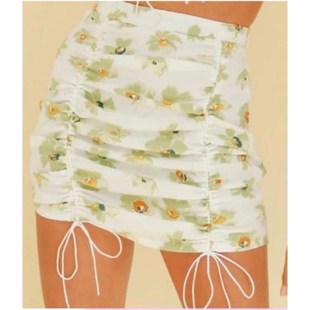Verge Girl Floral Mini Skirt Size AU6/US2